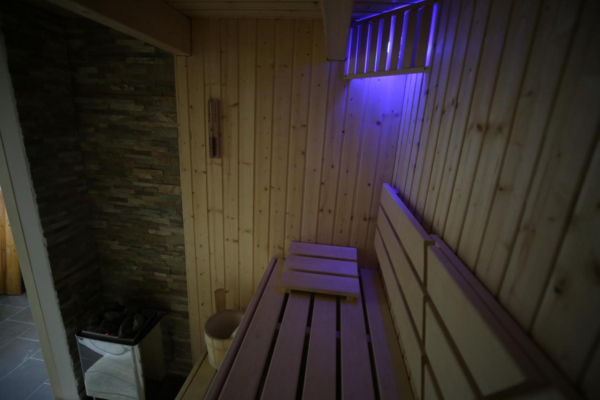 Eine Sehr Gemuetliche Erdgeschoss Wohnung Ihlow  Екстериор снимка